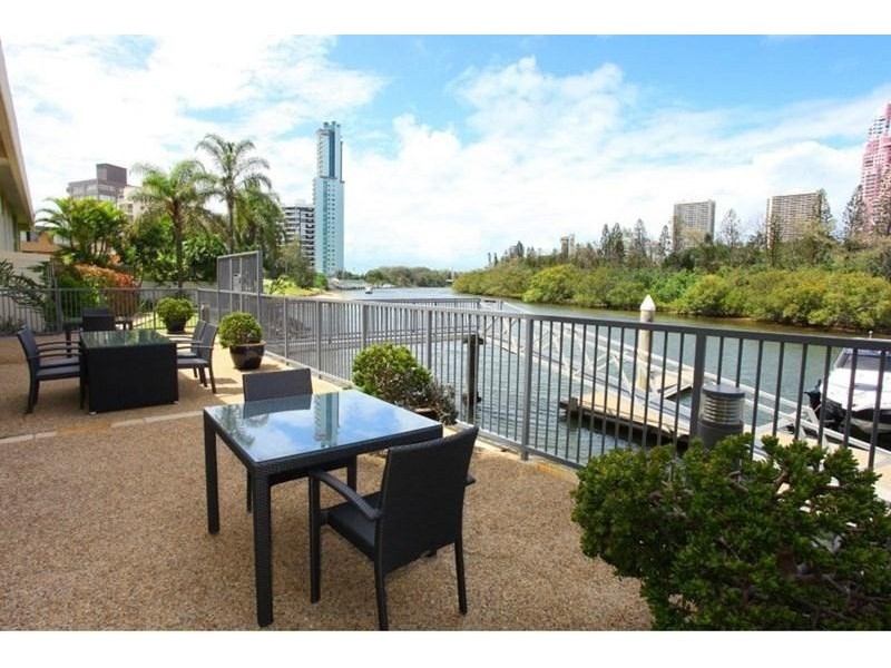 ‘CONTESSA’ 1 Serisier Avenue, Main Beach QLD 4217