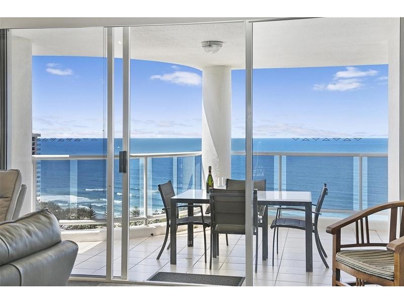 ‘OSCAR ON MAIN’ 1 Hughes Avenue, Main Beach QLD 4217