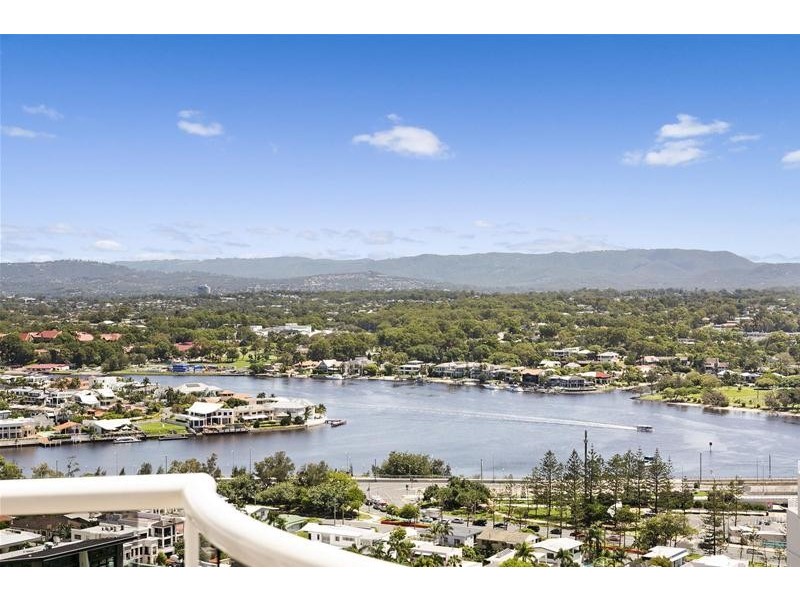 ‘OSCAR ON MAIN’ 1 Hughes Avenue, Main Beach QLD 4217