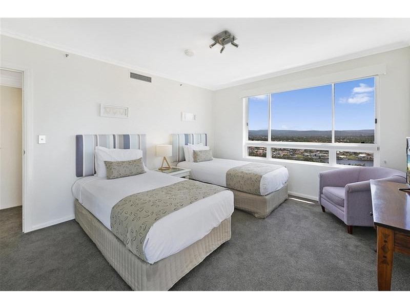 ‘OSCAR ON MAIN’ 1 Hughes Avenue, Main Beach QLD 4217