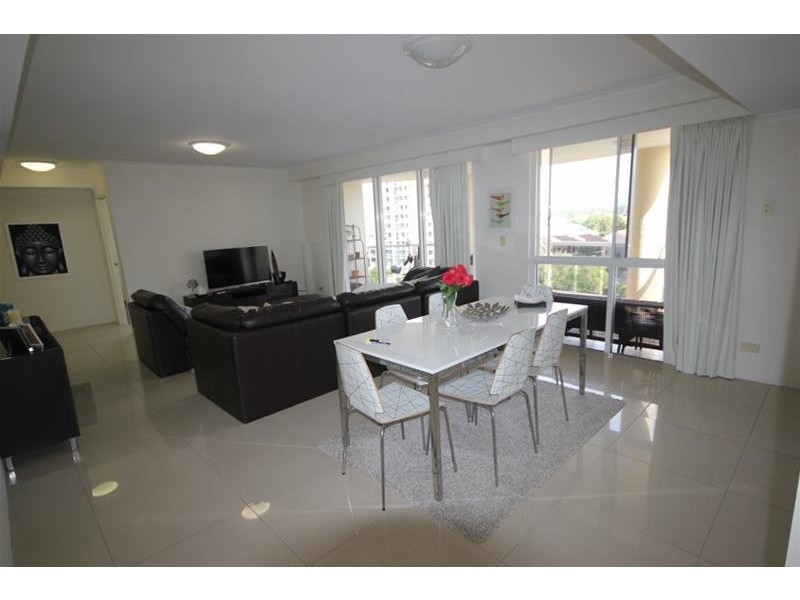 59 Pacific Street “XANADU’, Main Beach QLD 4217