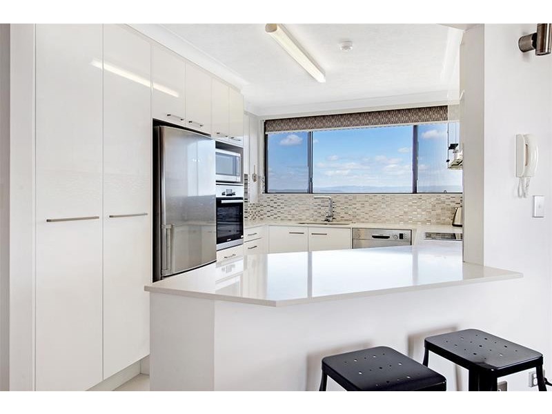 Broadwater Shores 9 Bayview Street, Runaway Bay QLD 4216