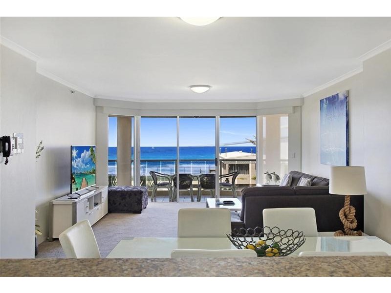 ‘XANADU EAST’ 59 Pacific  Street, Main Beach QLD 4217