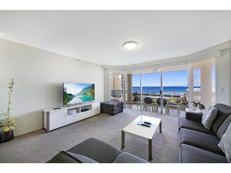 ‘XANADU EAST’ 59 Pacific  Street, Main Beach QLD 4217