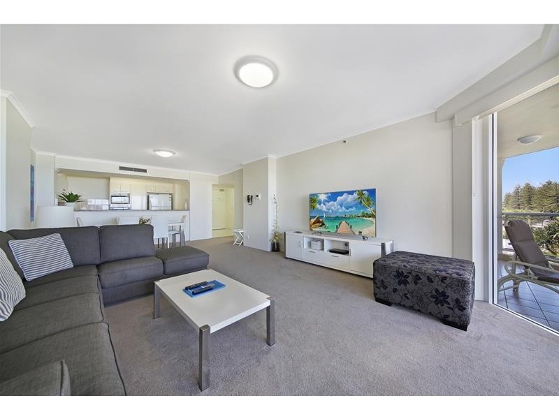 ‘XANADU EAST’ 59 Pacific  Street, Main Beach QLD 4217