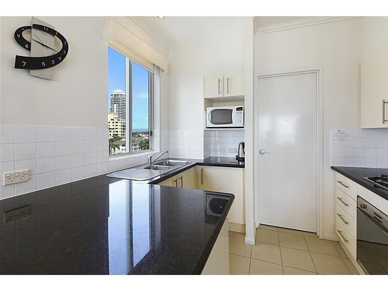 ‘PACIFIC VIEWS’ 5 Woodroffe Avenue, Main Beach QLD 4217