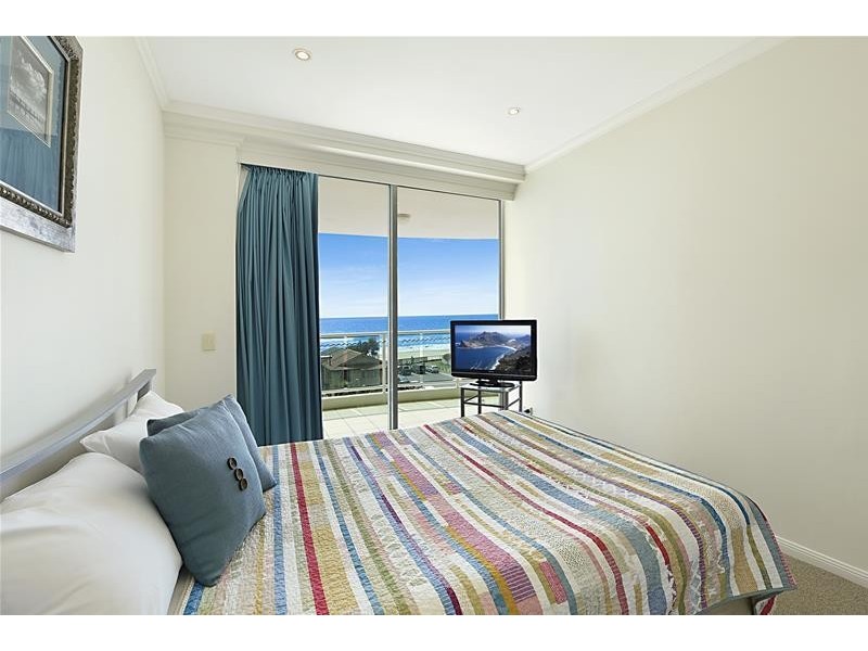 ‘PACIFIC VIEWS’ 5 Woodroffe Avenue, Main Beach QLD 4217