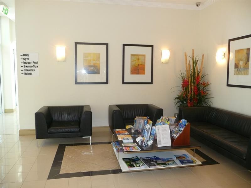 ‘PACIFIC VIEWS’ 5 Woodroffe Avenue, Main Beach QLD 4217