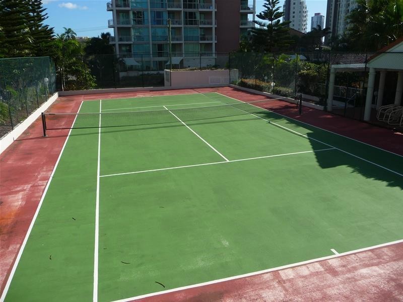 ‘PACIFIC VIEWS’ 5 Woodroffe Avenue, Main Beach QLD 4217