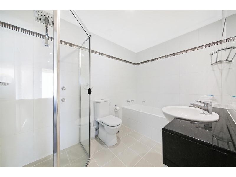 ‘PACIFIC VIEWS’ 5 Woodroffe Avenue, Main Beach QLD 4217