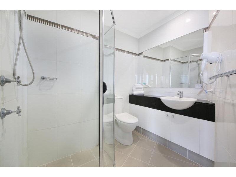 ‘PACIFIC VIEWS’ 5 Woodroffe Avenue, Main Beach QLD 4217