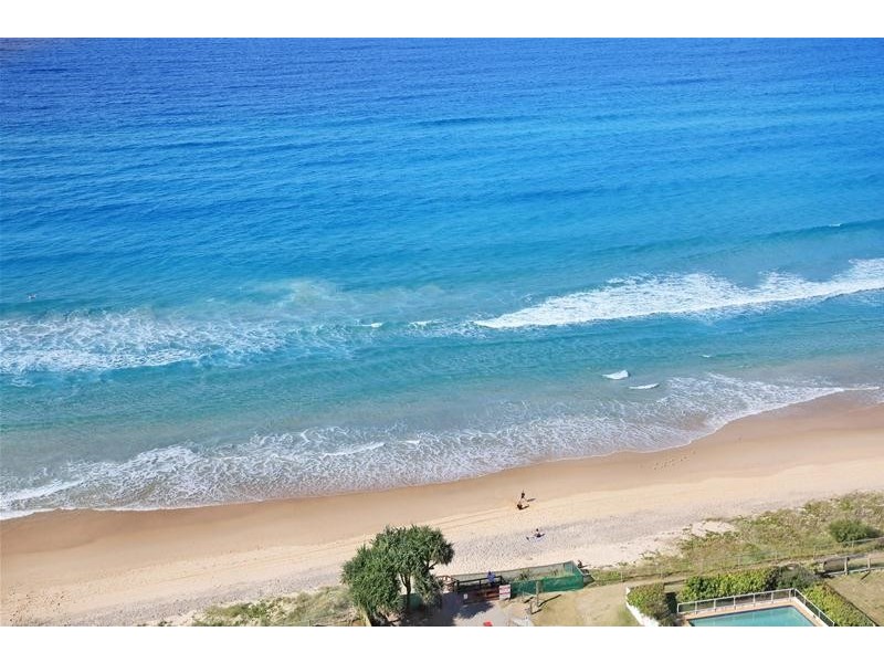 ‘PACIFIC VIEWS’ 5 Woodroffe Avenue, Main Beach QLD 4217