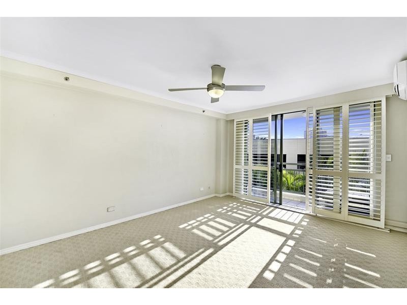 ‘THE MERITON’ 29 Woodroffe Avenue, Main Beach QLD 4217