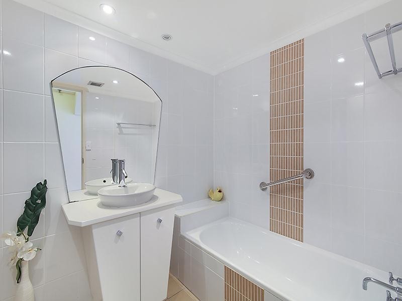 ‘SUNBIRD’ 3540 Main Beach Parade, Main Beach QLD 4217