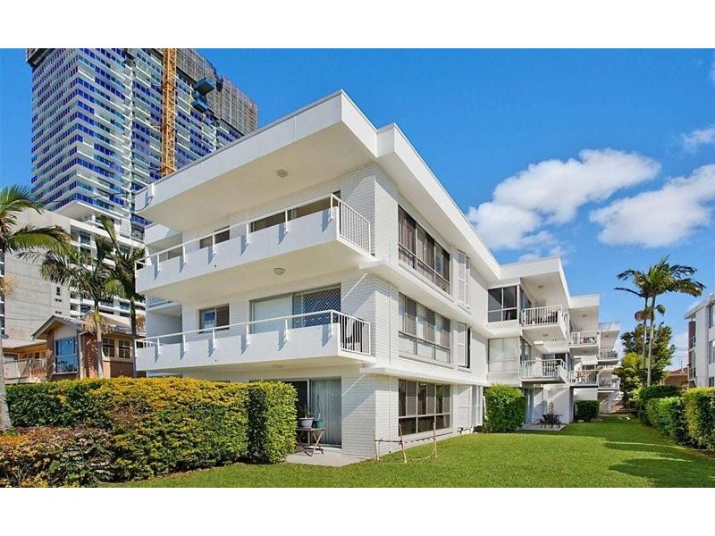 3/128 Marine Parade, Southport QLD 4215