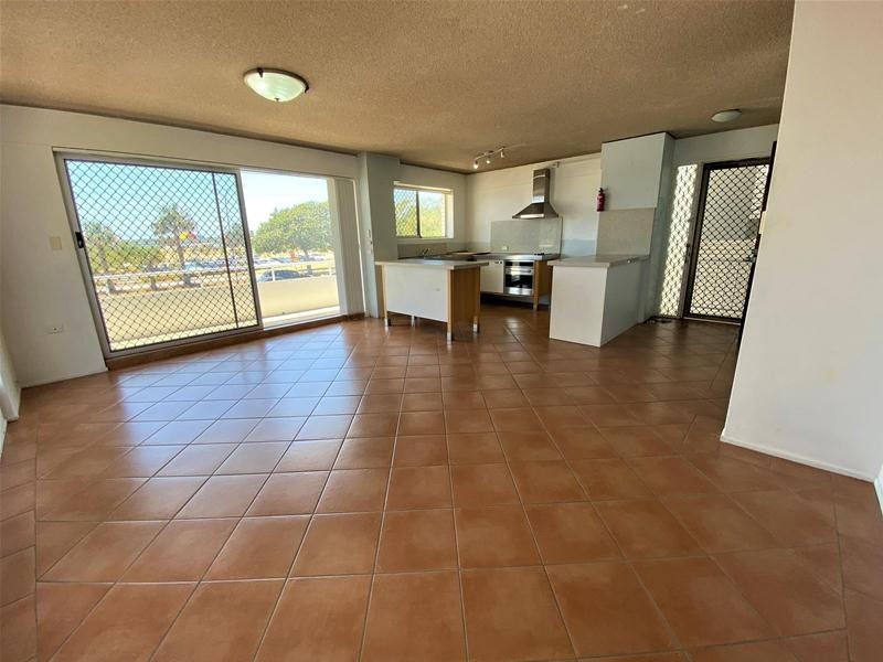 3/128 Marine Parade, Southport QLD 4215
