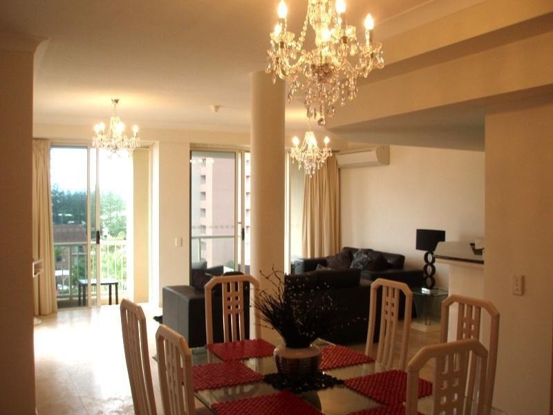 5-7 Cronin Avenue ‘Seychelles’, Main Beach QLD 4217