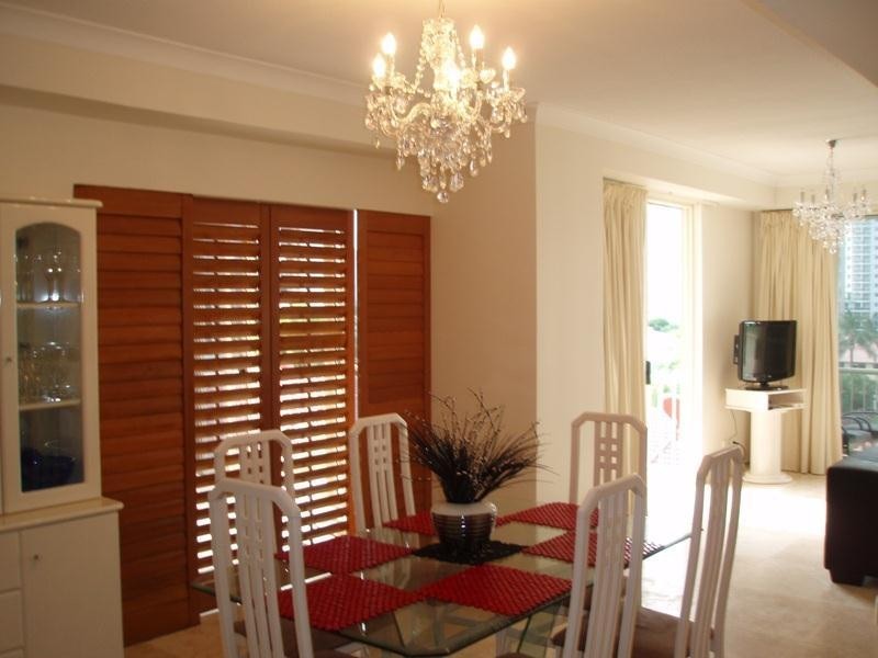 5-7 Cronin Avenue ‘Seychelles’, Main Beach QLD 4217