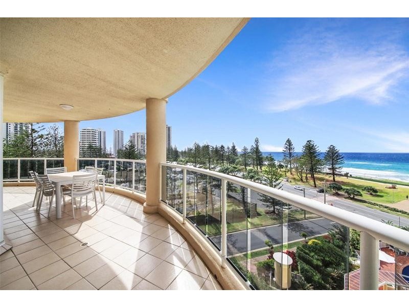 ‘XANADU NORTH’ 59 Pacific Street, Main Beach QLD 4217