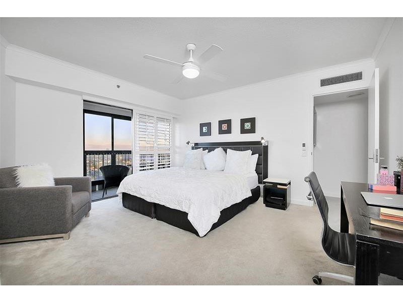 ‘The Inlet’ 24 Breaker Street, Main Beach QLD 4217