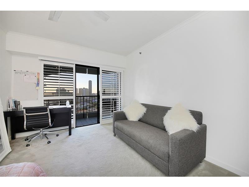 ‘The Inlet’ 24 Breaker Street, Main Beach QLD 4217