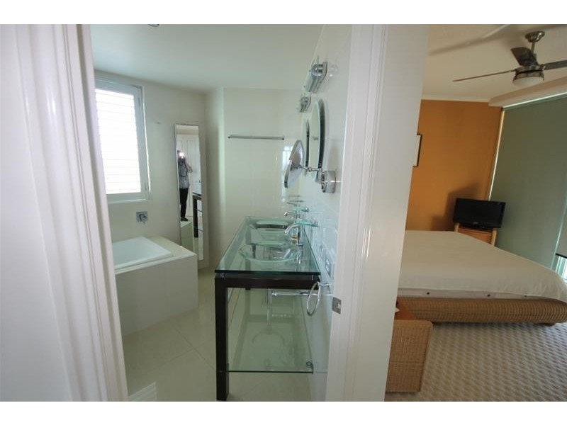 ‘The Waterford’ 3482 Main Beach Parade, Main Beach QLD 4217