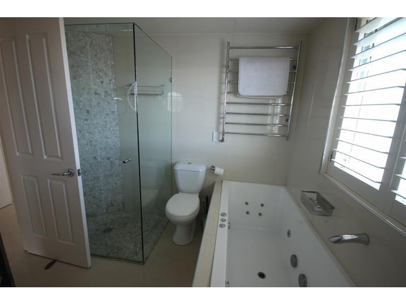 ‘The Waterford’ 3482 Main Beach Parade, Main Beach QLD 4217