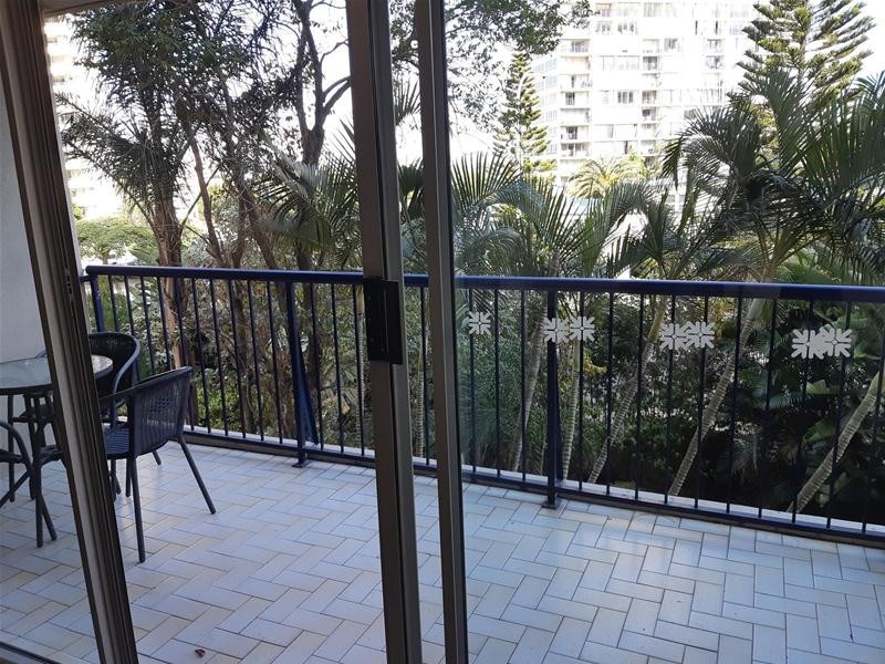 ‘Centrepoint’ 67 Ferny Avenue, Surfers Paradise QLD 4217