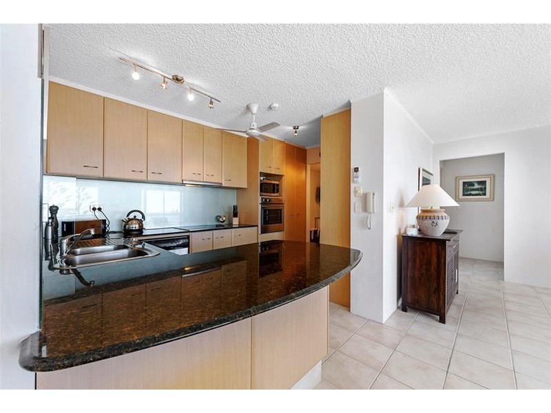 ‘YACHTING TOWERS’ 18 Macarthur Parade, Main Beach QLD 4217