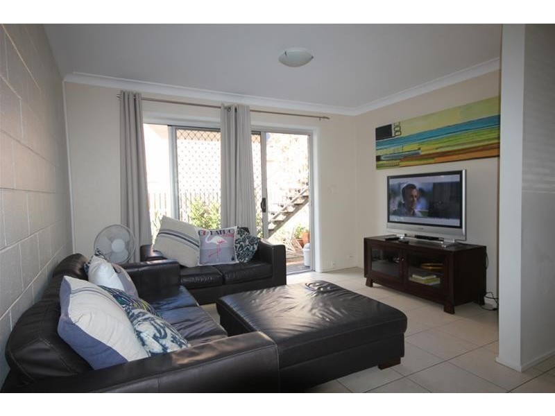 1/35 Breaker Street, Main Beach QLD 4217