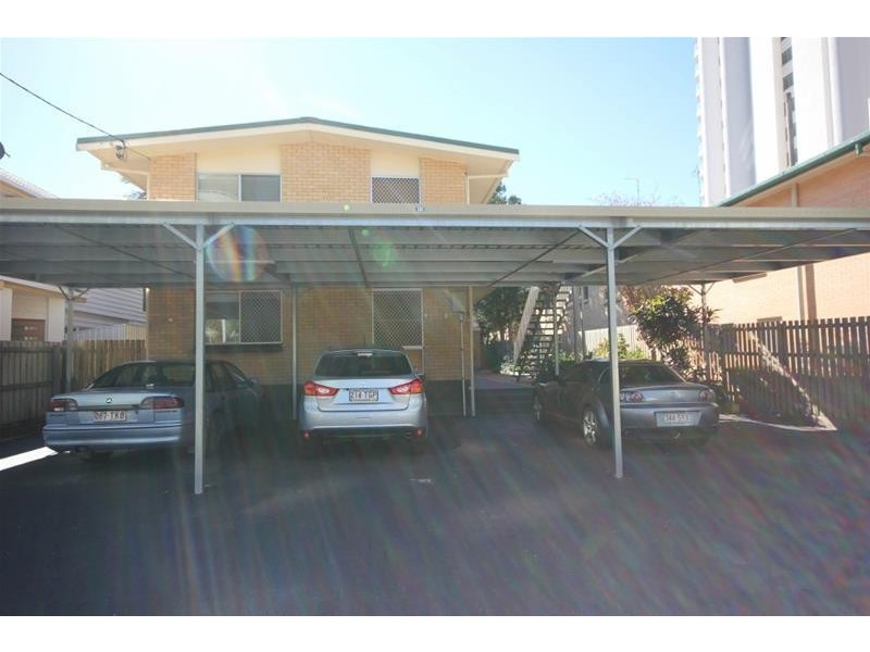 1/35 Breaker Street, Main Beach QLD 4217