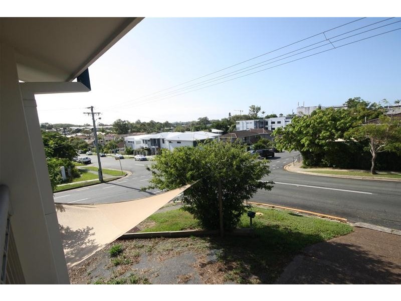 2/36 Blake Street, Southport QLD 4215