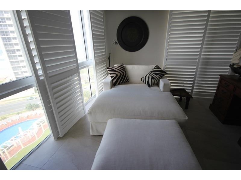 ‘Xanadu’ 59 Pacific  Street, Main Beach QLD 4217