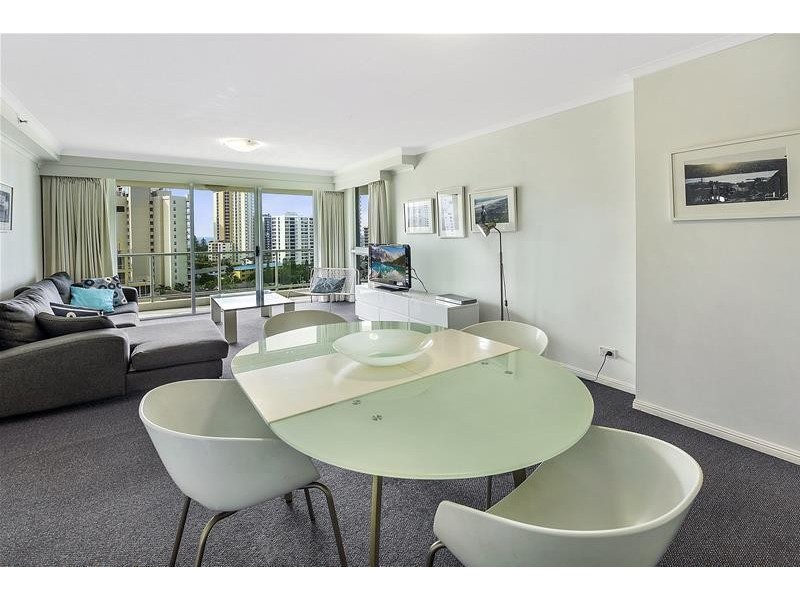 42/’The Crest’ 15 Breaker Street, Main Beach QLD 4217