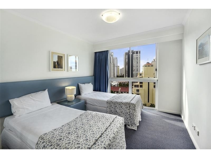 42/’The Crest’ 15 Breaker Street, Main Beach QLD 4217