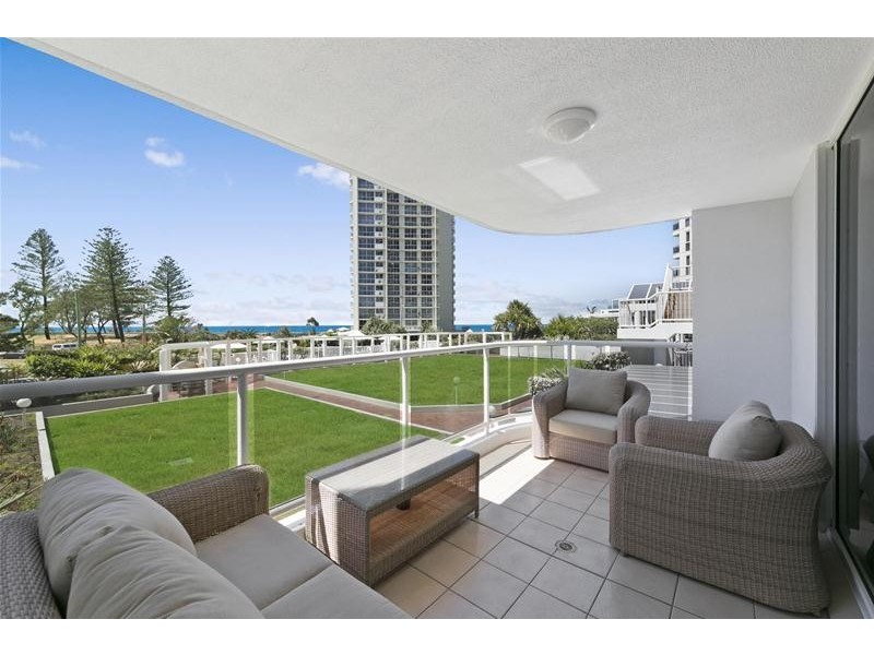 ‘XANADU NORTH’ 59 Pacific Street, Main Beach QLD 4217