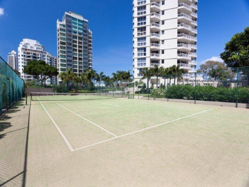 ‘OCEAN SANDS’ 11 Hughes Avenue, Main Beach QLD 4217