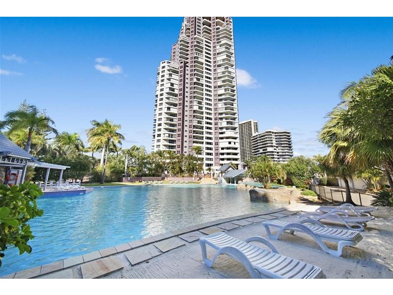 ‘GRAND MARINER’ 12 Commodore Drive, Paradise Waters QLD 4217