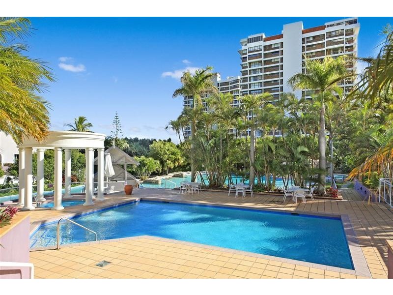 ‘GRAND MARINER’ 12 Commodore Drive, Paradise Waters QLD 4217