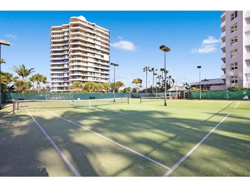 ‘GRAND MARINER’ 12 Commodore Drive, Paradise Waters QLD 4217