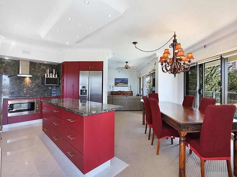 ‘ATLANTIS EAST’ 2 Admiralty Drive, Paradise Waters QLD 4217