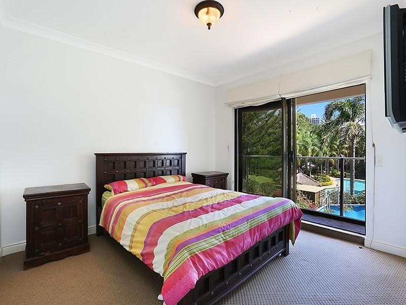 ‘ATLANTIS EAST’ 2 Admiralty Drive, Paradise Waters QLD 4217
