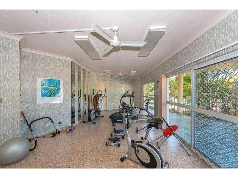 ‘Oasis Villas’ 100 Morala Avenue, Runaway Bay QLD 4216