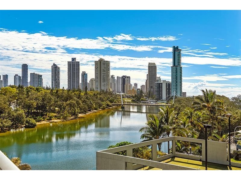 ‘NARROWNECK CT’ 204 Ferny  Avenue, Surfers Paradise QLD 4217