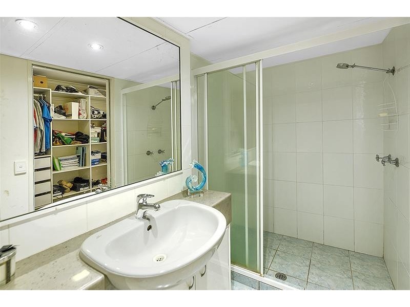 ‘NARROWNECK CT’ 204 Ferny  Avenue, Surfers Paradise QLD 4217