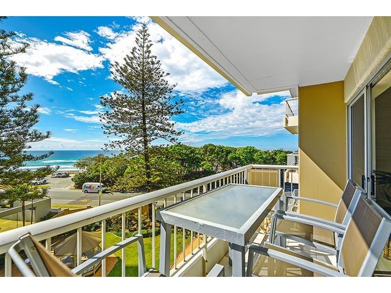 ‘NARROWNECK CT’ 204 Ferny  Avenue, Surfers Paradise QLD 4217