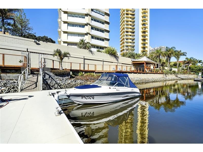 ‘NARROWNECK CT’ 204 Ferny  Avenue, Surfers Paradise QLD 4217