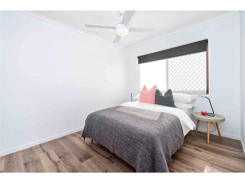 9 Cronin Avenue, Main Beach QLD 4217