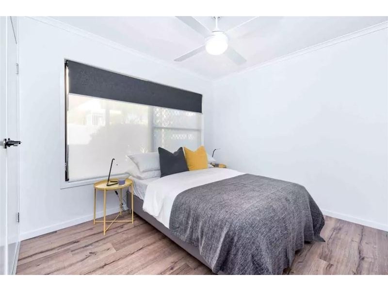 9 Cronin Avenue, Main Beach QLD 4217