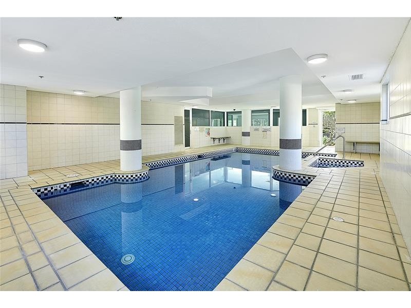 ‘The Crest’ 15-21 Breaker Street, Main Beach QLD 4217